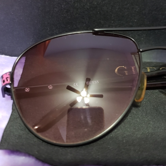 Sunglasses - Picture 2 of 5